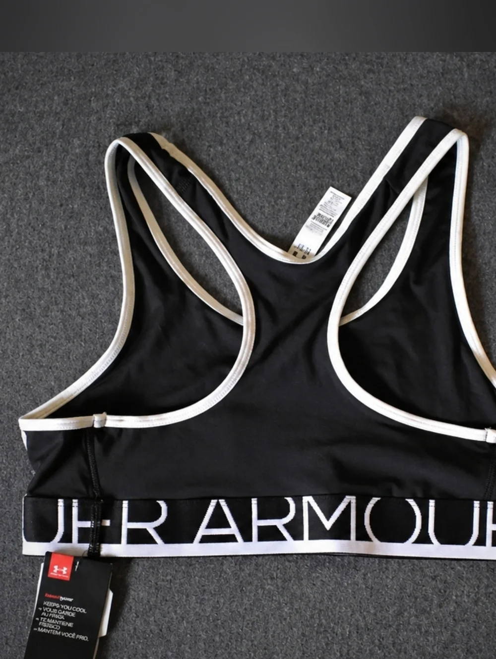 NWT Under Armour Girls Sports Bra Sz YLG Black White HeatGear - Picture 2 of 4